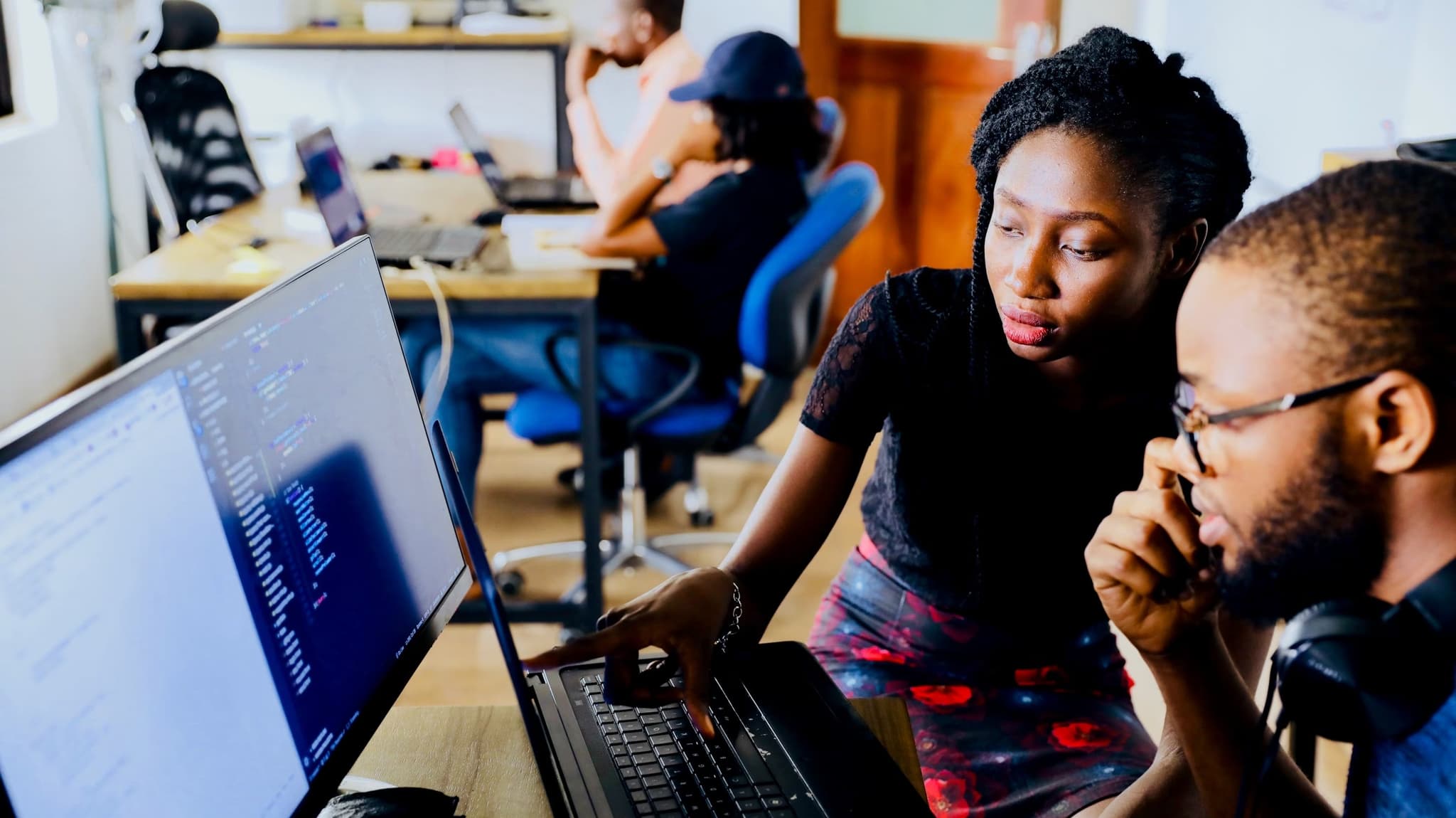 Computer science students coding with Mindjoy